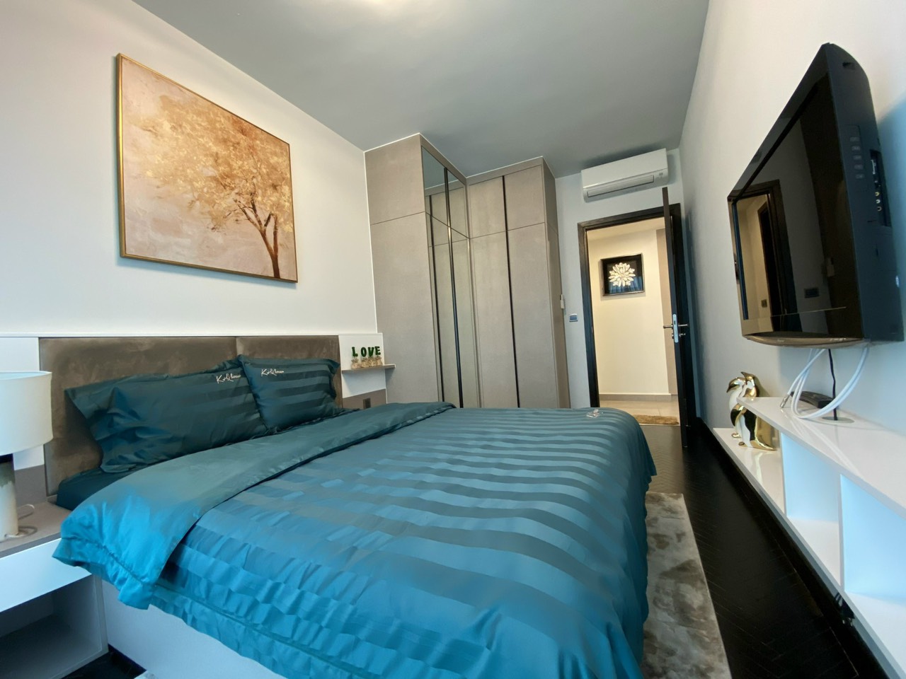 Cho thuê căn hộ 3 phòng ngủ Feliz En Vista - ID 010303
